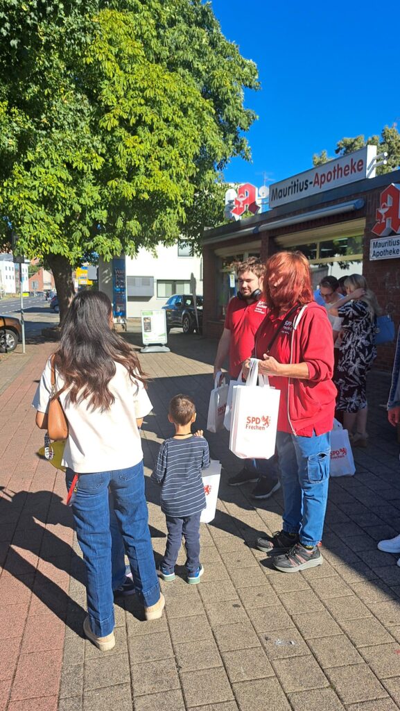 Erfolgreiche Schultüten-Aktion in Bachem 9 20260829 100354