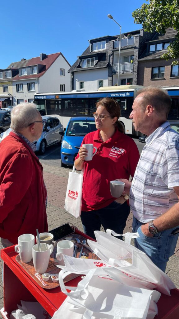 Erfolgreiche Schultüten-Aktion in Bachem 14 IMG 20260830 WA0006